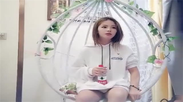 极品骚货学妹！黄先生最爱的女神肉体激情摩擦