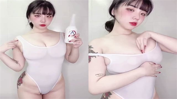 万人疯求的极品网红精选大尺度私密特辑